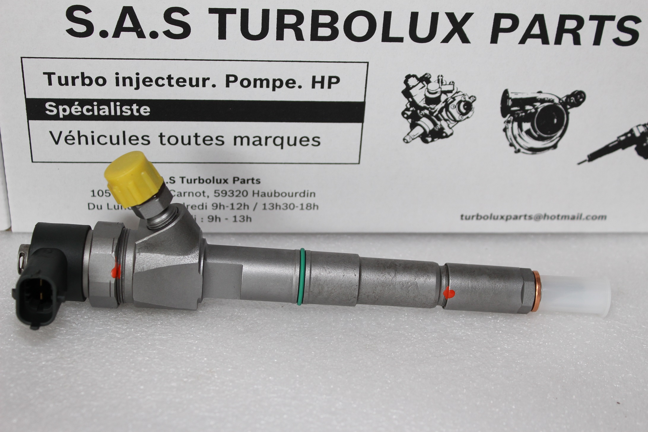 Injecteur Bosch 0445110327