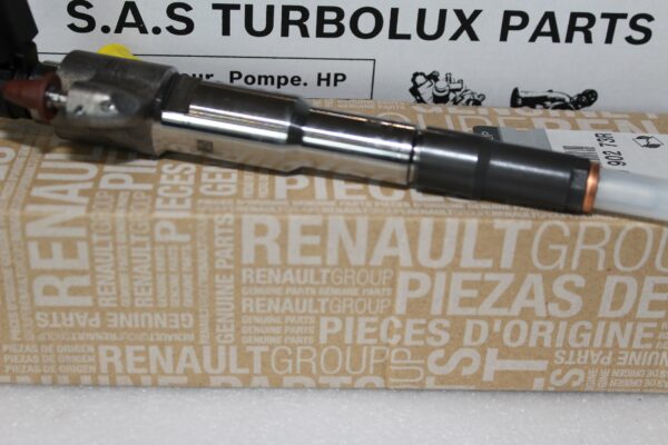 Injecteur 166009567R (2.3 Renault NISSAN OPEL)